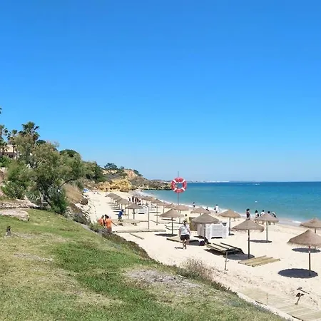 Praia Eulalia With Pool And 5 Minutes From The Beach Albufeira Exterior photo