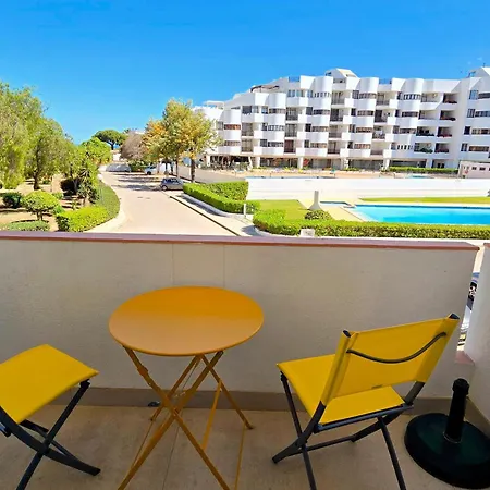 Praia Eulalia With Pool And 5 Minutes From The Beach Albufeira Exterior photo