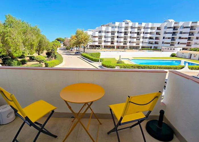Praia Eulália with pool&5 minutes from the beach
